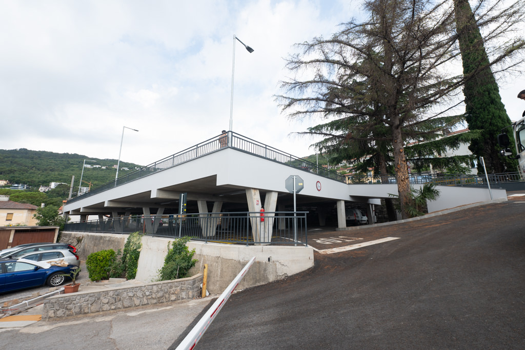 Dodatna etaža na parkiralištu kod Doma zdravlja - Opatija