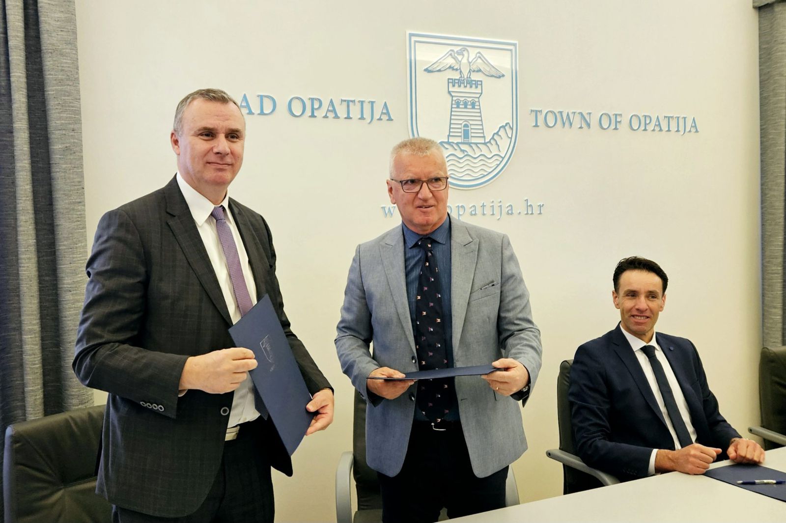 Opatija 21 - ugovor Garaža Gorovo